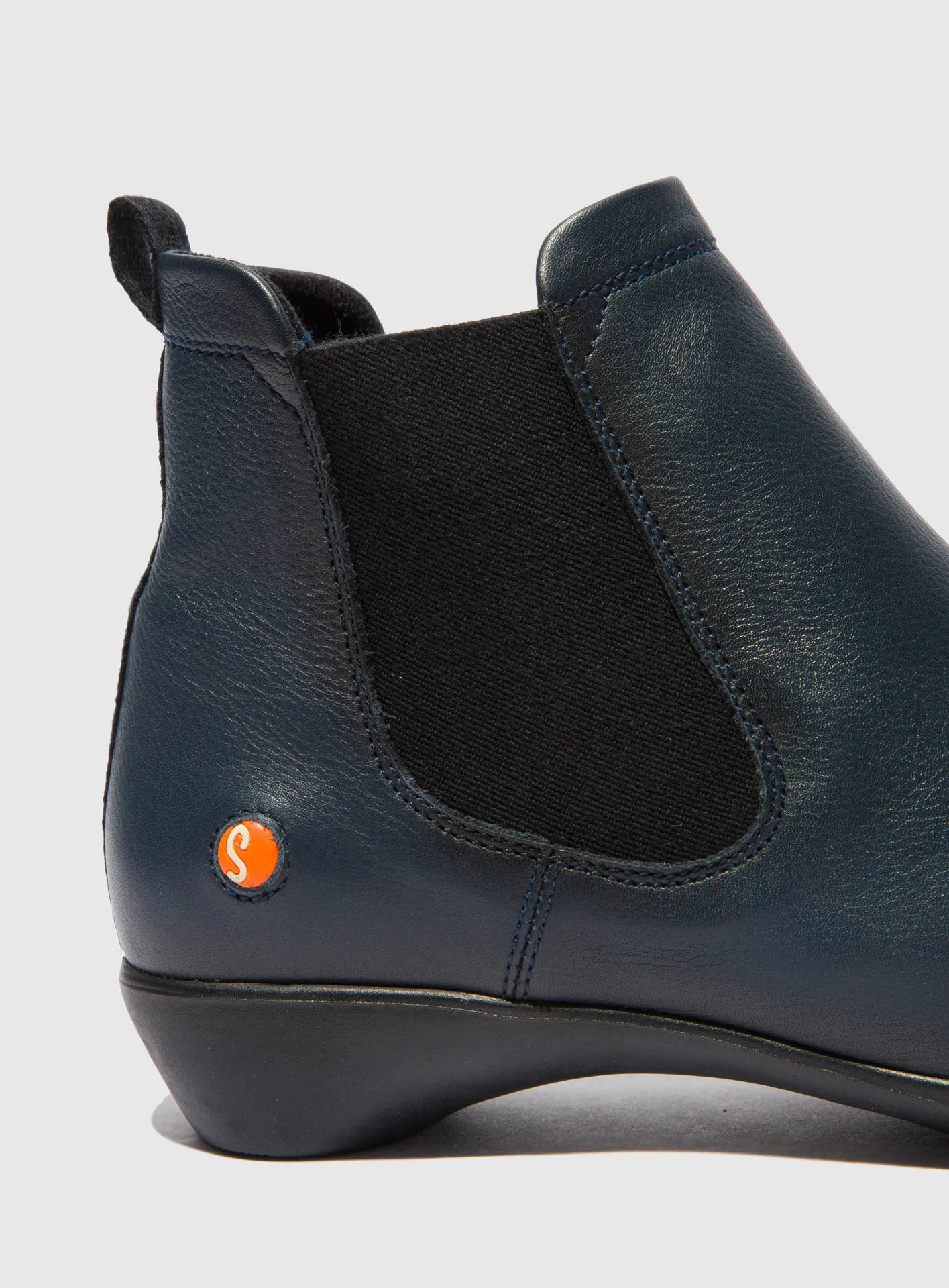 Chelsea Ankle Boots FARY NAVY