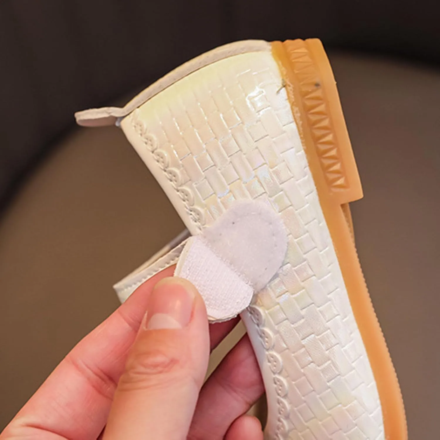 IWIHMIV Girls Dress Shoes Lightweight Non Slip Comfortable Flat Bottom Mary Jane Wedding Party Princess Shoes for Little